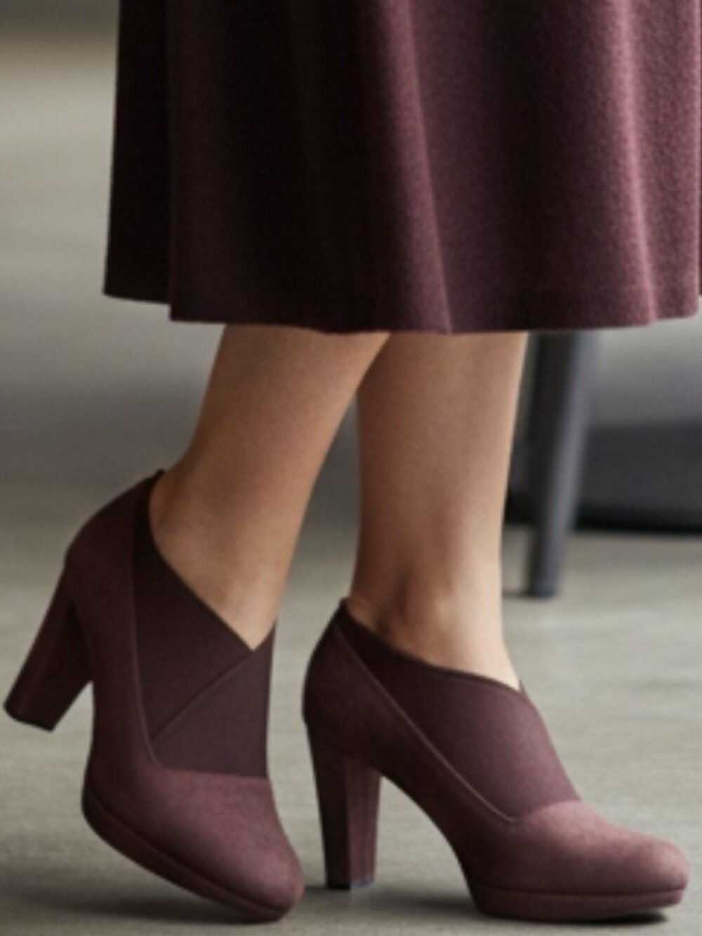 Clarks Kendra Narrative Pump In Plum Size 9.5M